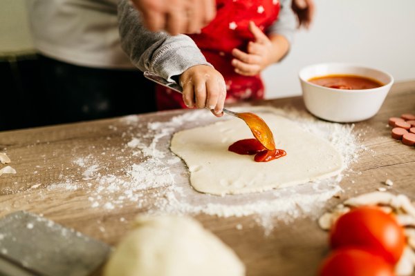 Why You Should Teach Your Kids to Cook